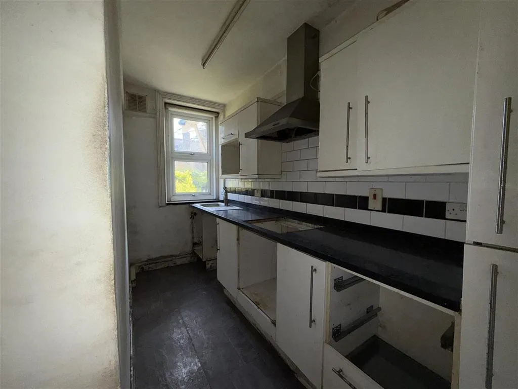 Flat 4, 50, Lansdowne Road, BOURNEMOUTH, Dorset, BH1 1RS