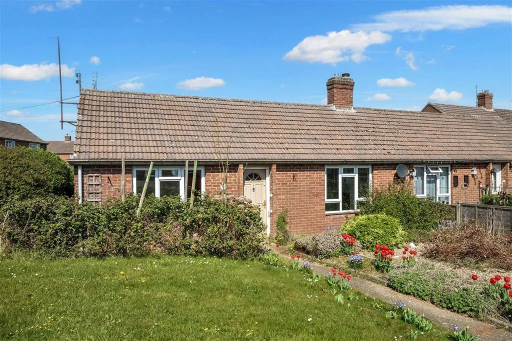 24, Langmead Road, CREWKERNE, Somerset, TA18 8DY
