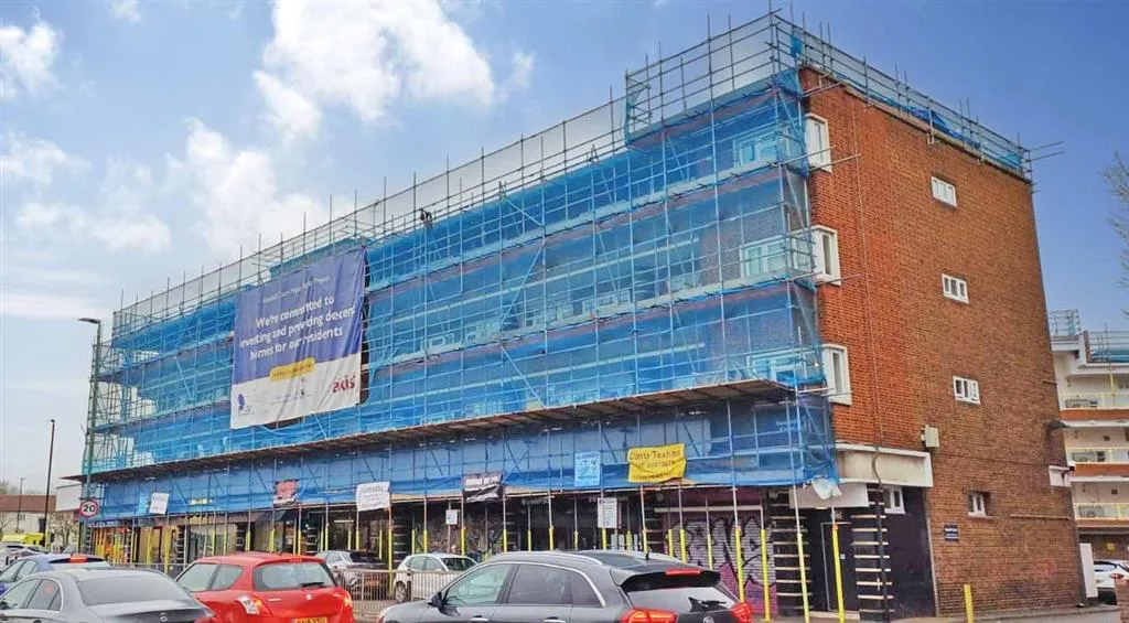 Flat 68, Rosehill Court, St. Helier Avenue, MORDEN, Surrey, SM4 6JT