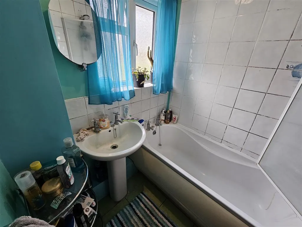 62, Sedbergh Road, SOUTHAMPTON, Hampshire, SO16 9GY
