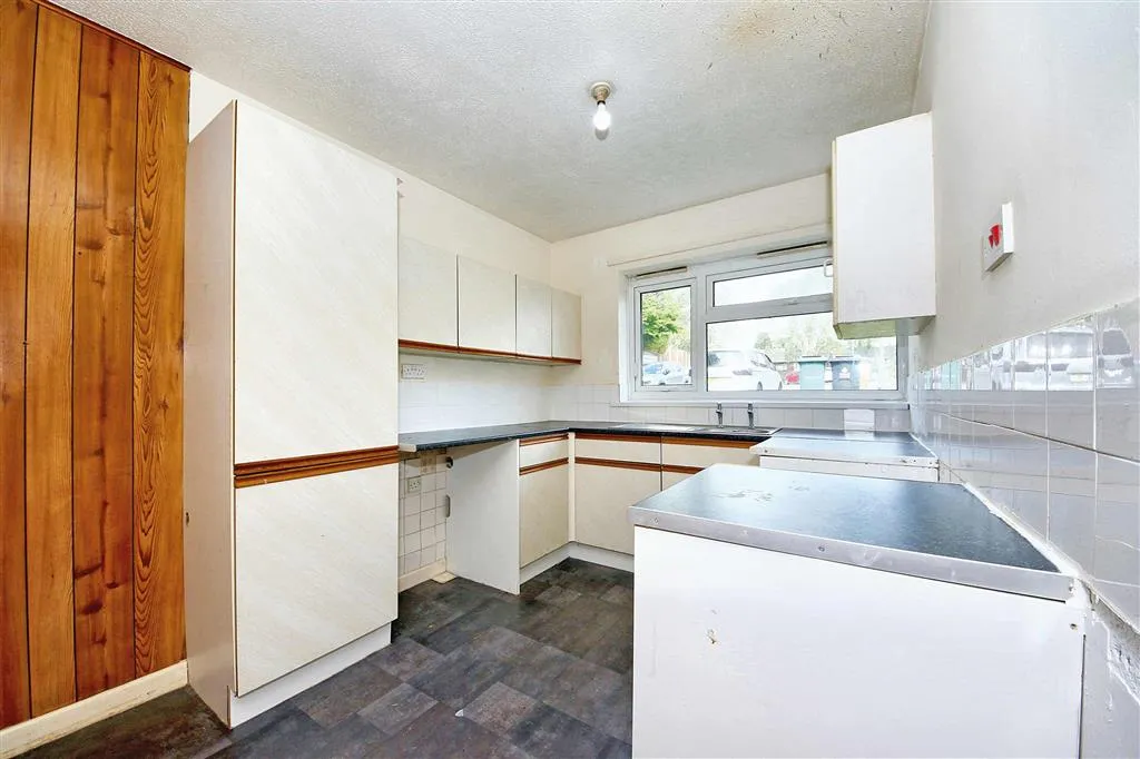4, Rowland Gardens, WALSALL, West Midlands, WS2 8UL