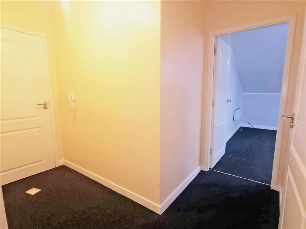 21, James Court, PONTEFRACT, West Yorkshire, WF9 4NZ