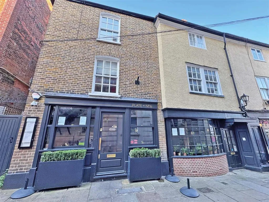 6-7, Market Street, Windsor, Berkshire, SL4 1PB