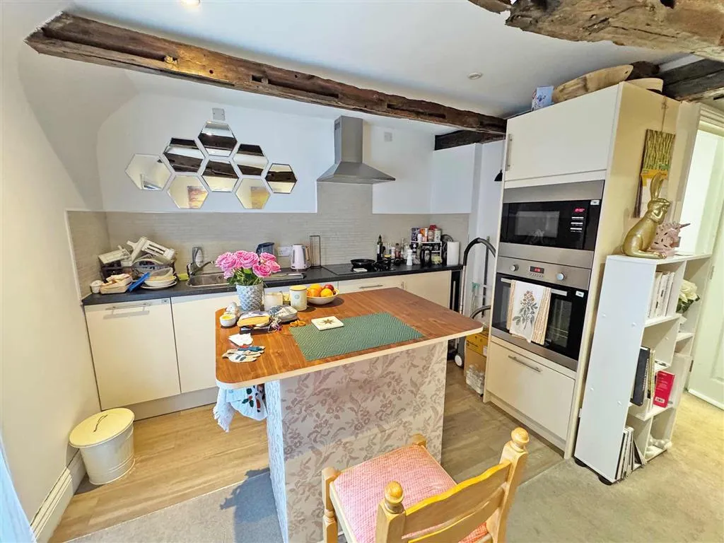 6-7, Market Street, Windsor, Berkshire, SL4 1PB
