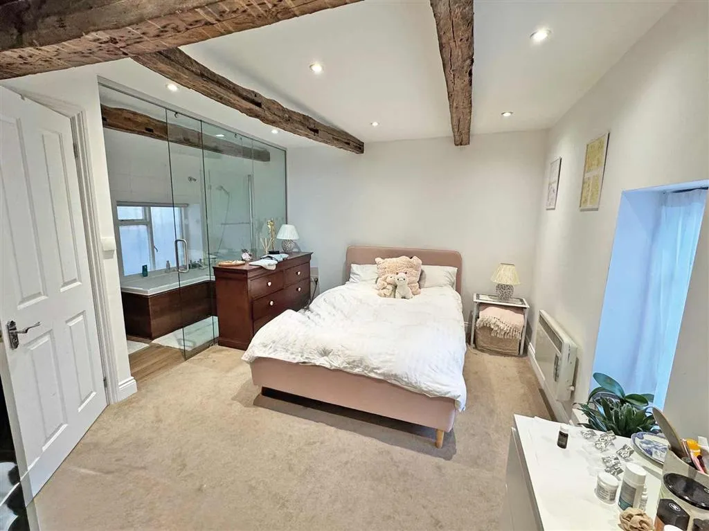 6-7, Market Street, Windsor, Berkshire, SL4 1PB