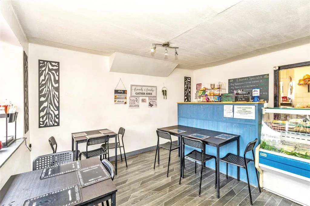 348, Ashton Road, OLDHAM, Lancashire, OL8 3HF