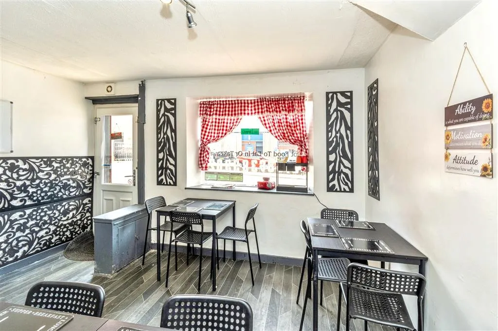348, Ashton Road, OLDHAM, Lancashire, OL8 3HF