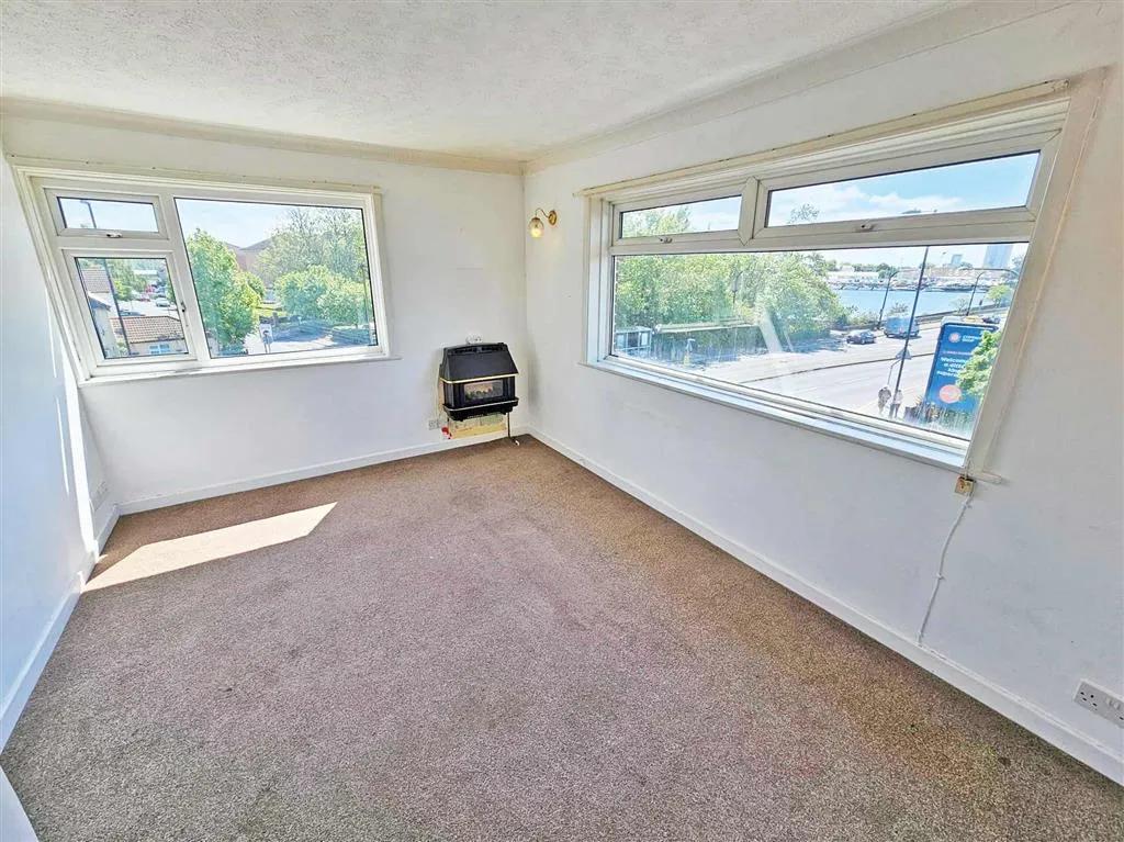 Flat 4, Roman House, Hawkeswood Road, SOUTHAMPTON, Hampshire, SO18 1QX