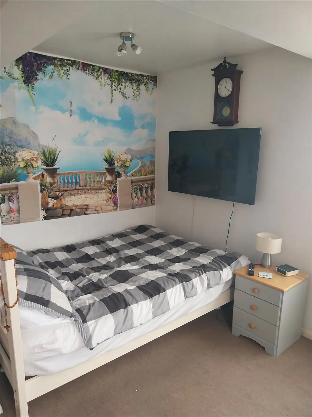 Flat 8, Sheridan Lodge, 38, Potters Road, BARNET, Hertfordshire, EN5 5HW