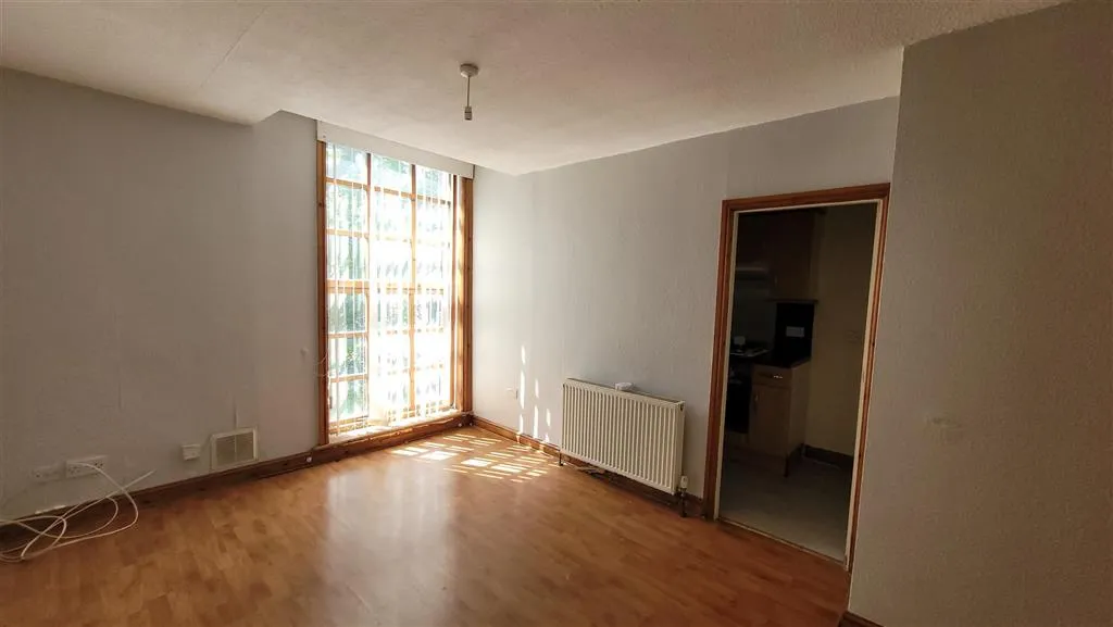 Flat 2, Summerhill, Rock Park Road, BIRKENHEAD, Merseyside, CH42 1PP