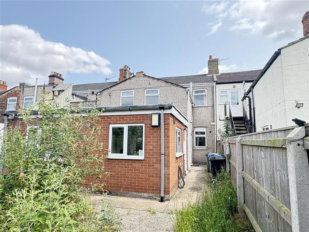 First Floor Flat, 278 Heneage Road, GRIMSBY, South Humberside, DN32 9NP