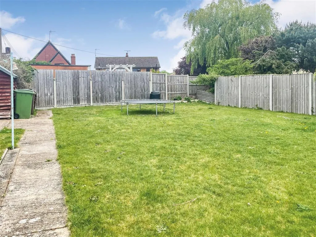 4, Glebe Road, BRANDON, Suffolk, IP27 0PY