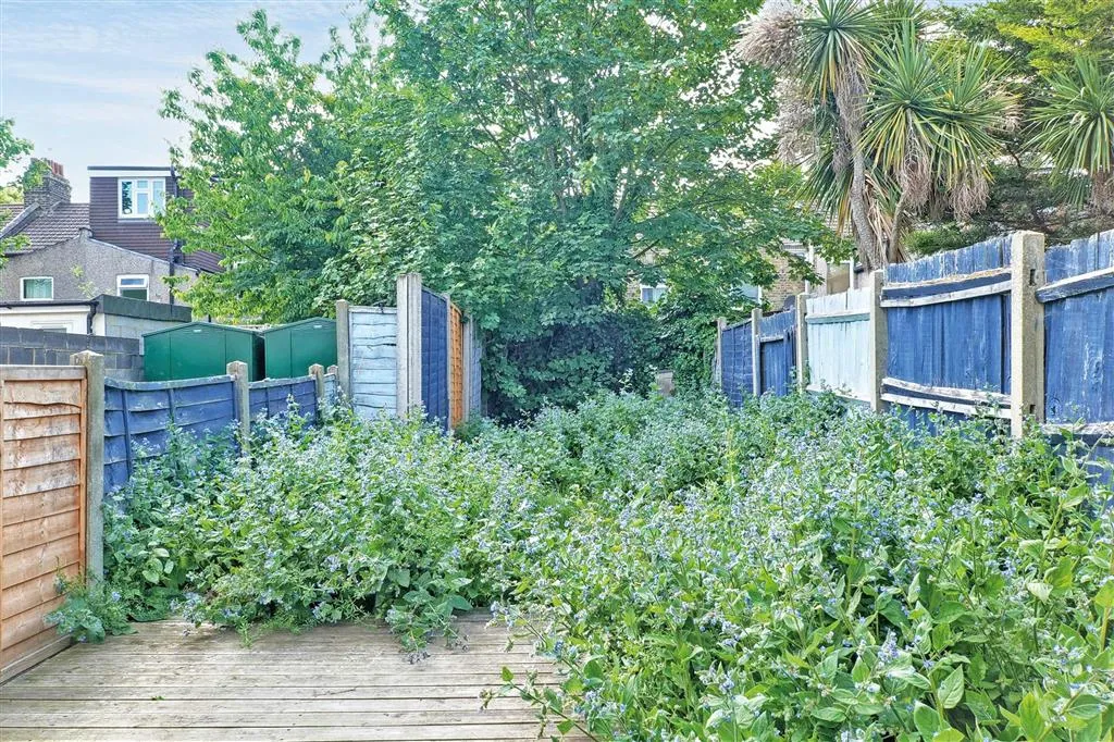 44, Eastern Road, London, E13 9HX