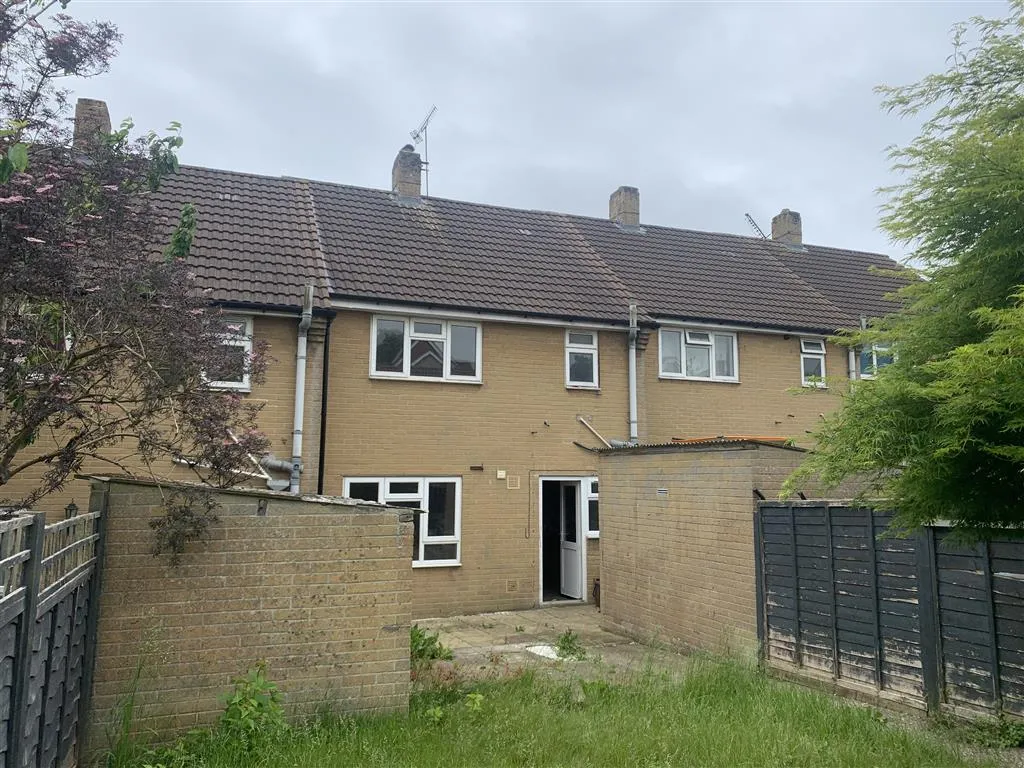 25, Summerfields, TEMPLECOMBE, Somerset, BA8 0SZ