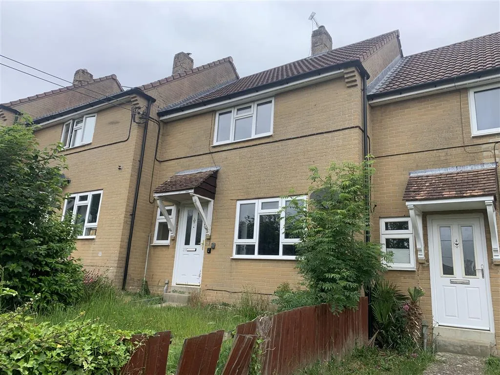 25, Summerfields, TEMPLECOMBE, Somerset, BA8 0SZ