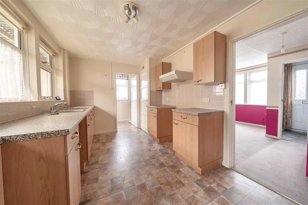 56, Woodland Avenue, BURGESS HILL, West Sussex, RH15 0PE