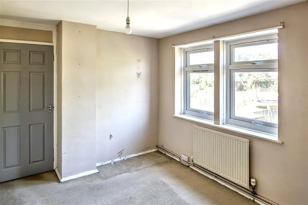 40, Springfield Road, YEOVIL, Somerset, BA21 3NJ