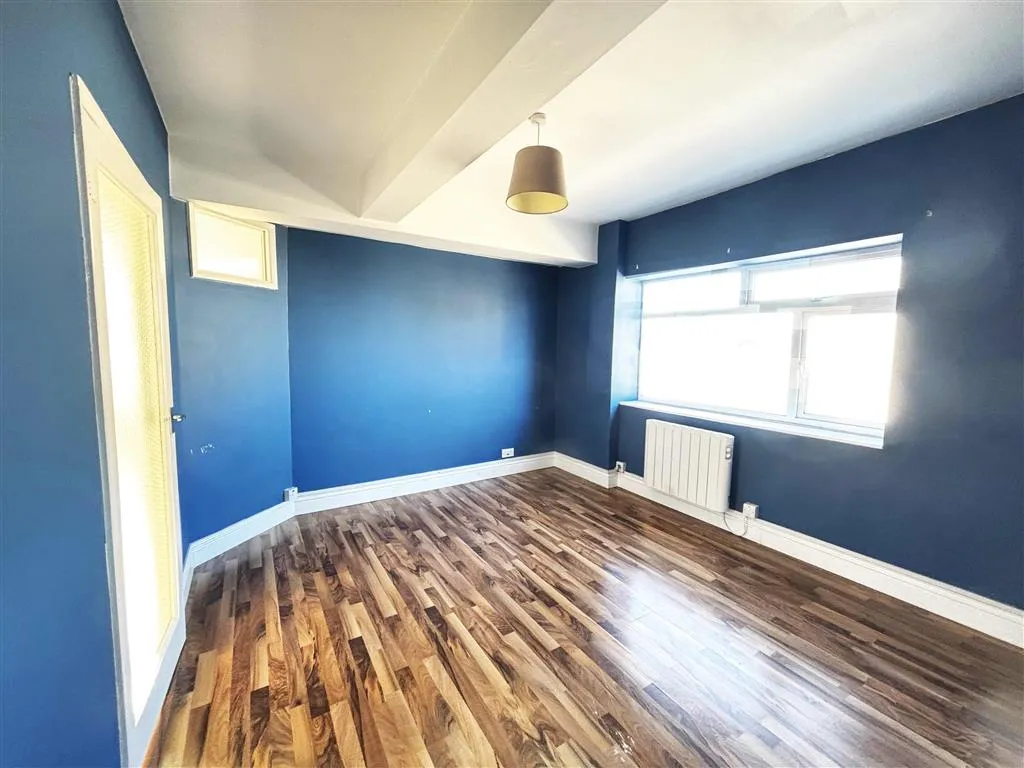 Flat 27, Northumberland Court, Northumberland Avenue, MARGATE, Kent, CT9 3BS