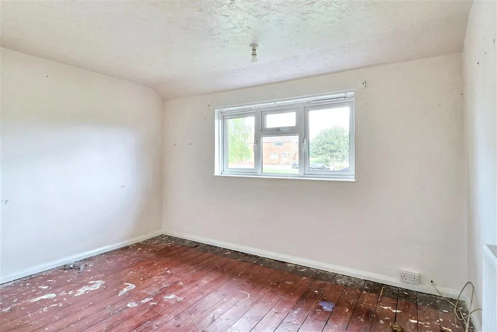 15, Langmead Place, CREWKERNE, Somerset, TA18 8DZ