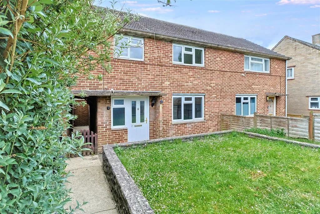 15, Langmead Place, CREWKERNE, Somerset, TA18 8DZ