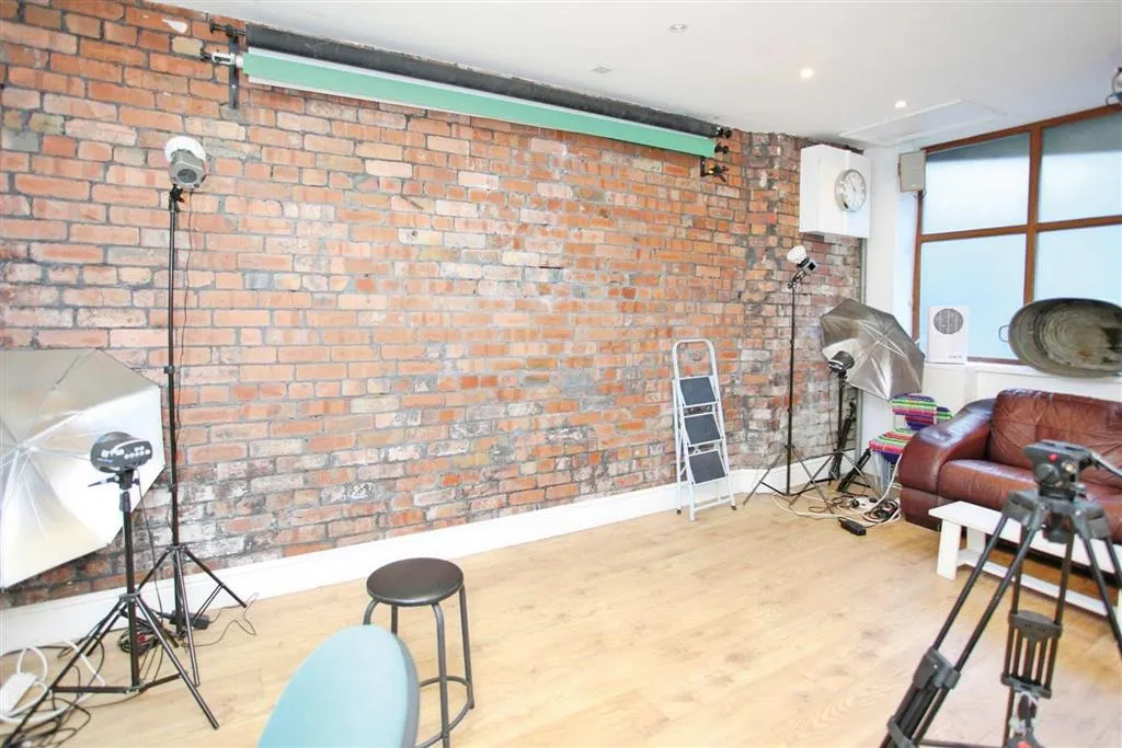 Beehive Buildings, Crumlin Road, NEWPORT, Gwent, NP11 3QH