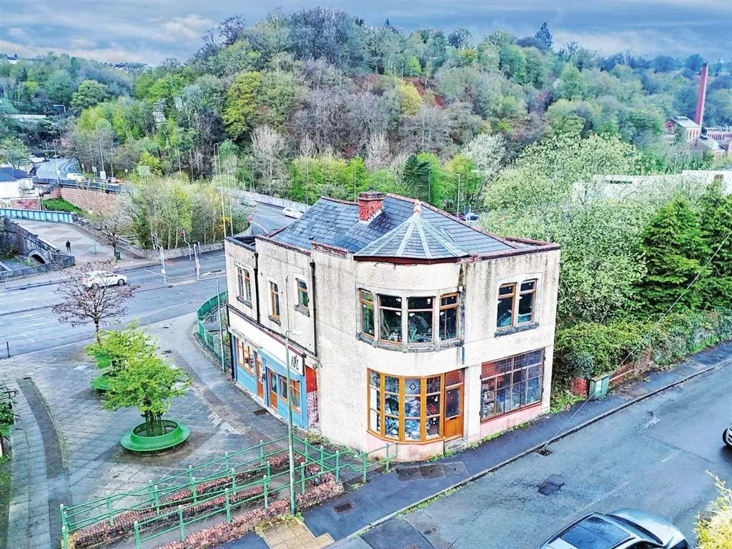 Beehive Buildings, Crumlin Road, NEWPORT, Gwent, NP11 3QH