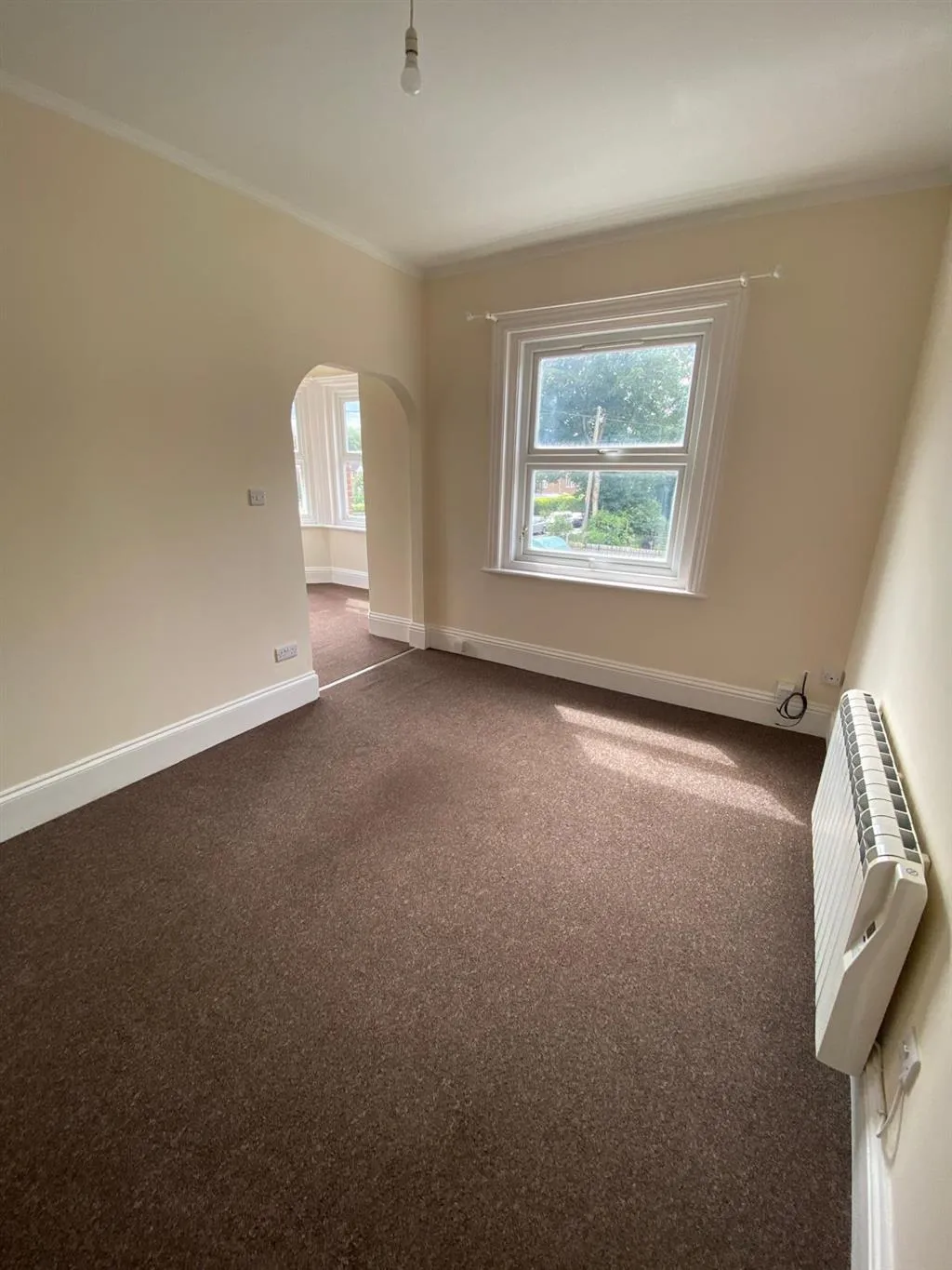 Flats 1-8, Oakfield Lodge, 1, Park Road, FORDINGBRIDGE, Hampshire, SP6 1EQ