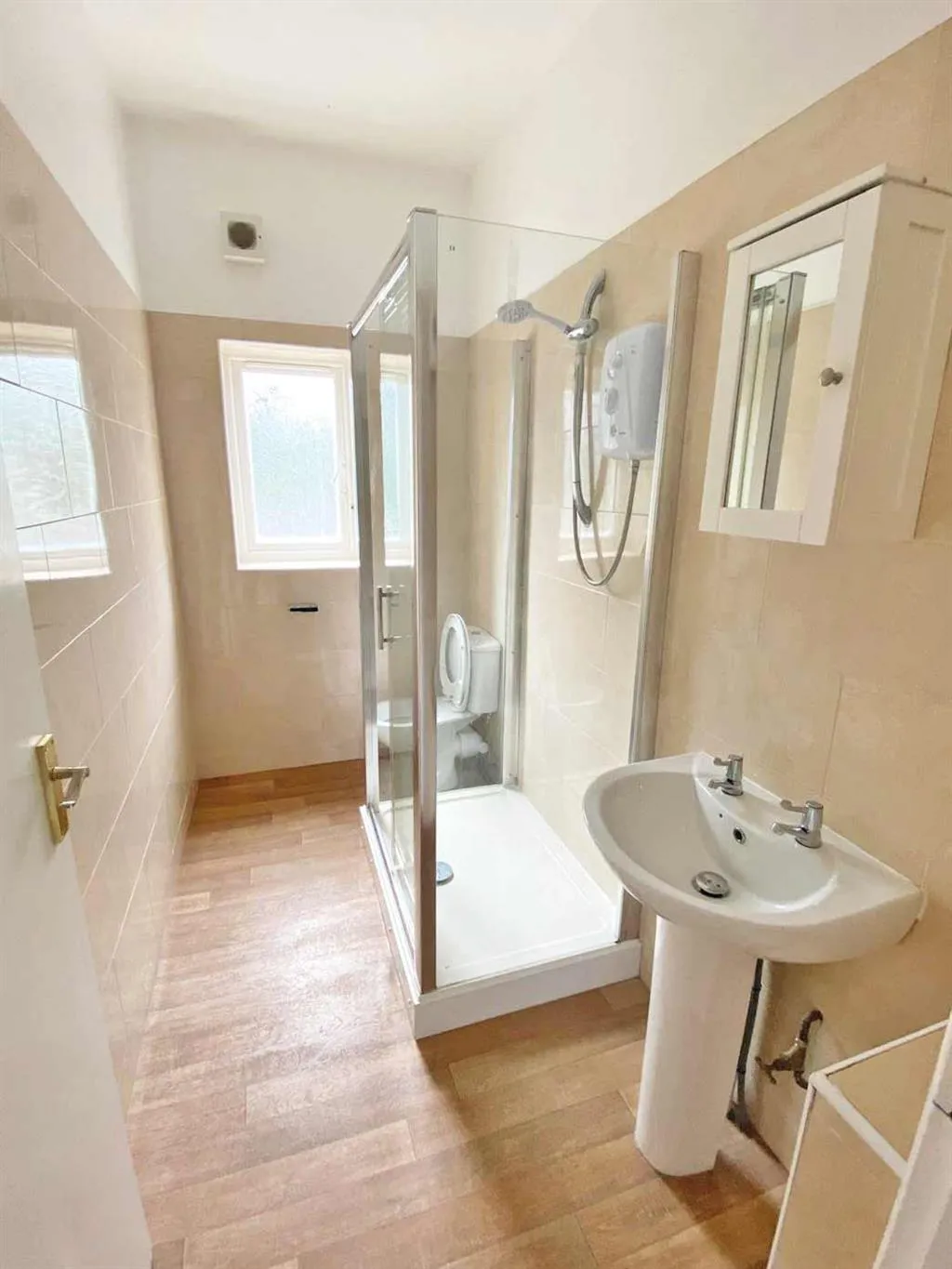 Flats 1-8, Oakfield Lodge, 1, Park Road, FORDINGBRIDGE, Hampshire, SP6 1EQ