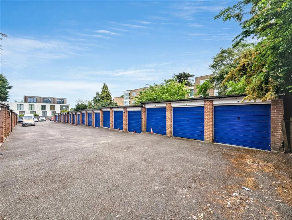 26, Cadogan Close, BECKENHAM, Kent, BR3 5XY