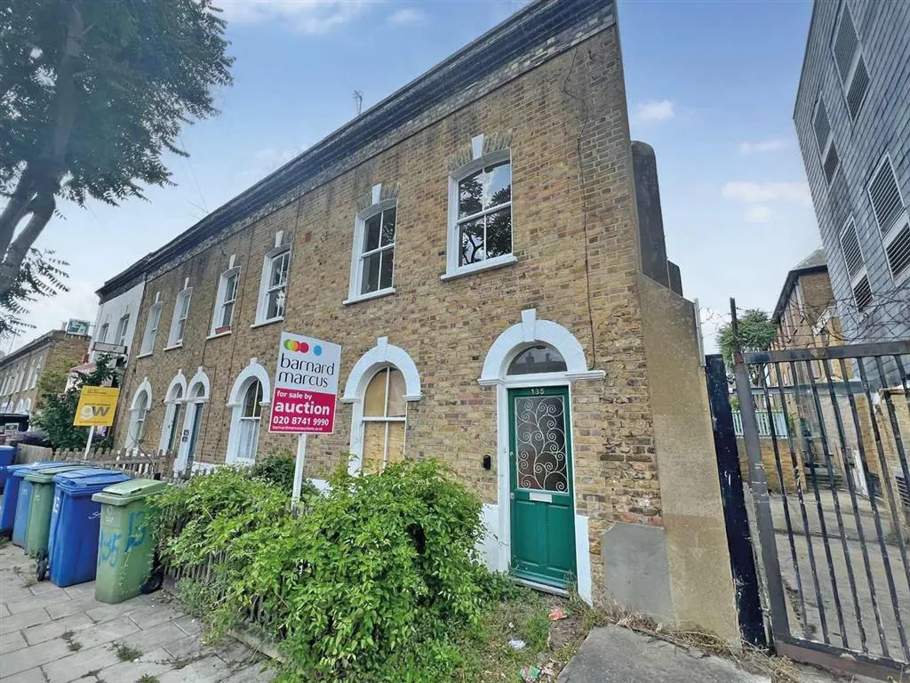 135, Lynton Road, London, SE1 5QX