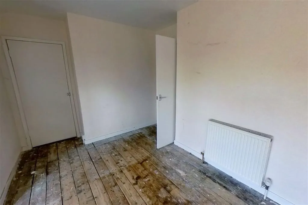 32, Westfield Place, YEOVIL, Somerset, BA21 3DQ