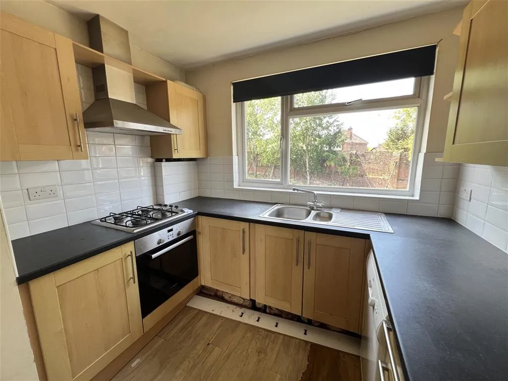 Flat 10, Avon Court, Cressex Close, BRACKNELL, Berkshire, RG42 4DR