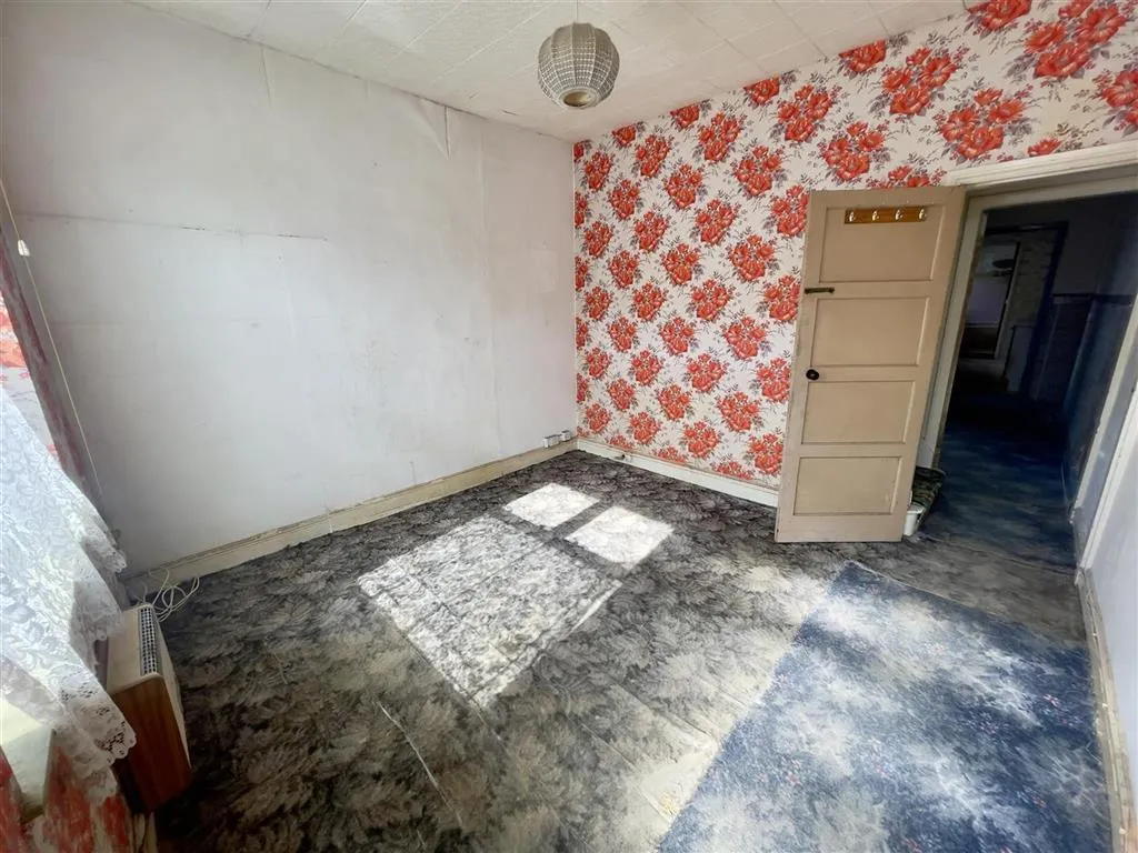 37, Carmelite Road, COVENTRY, West Midlands, CV1 2BX