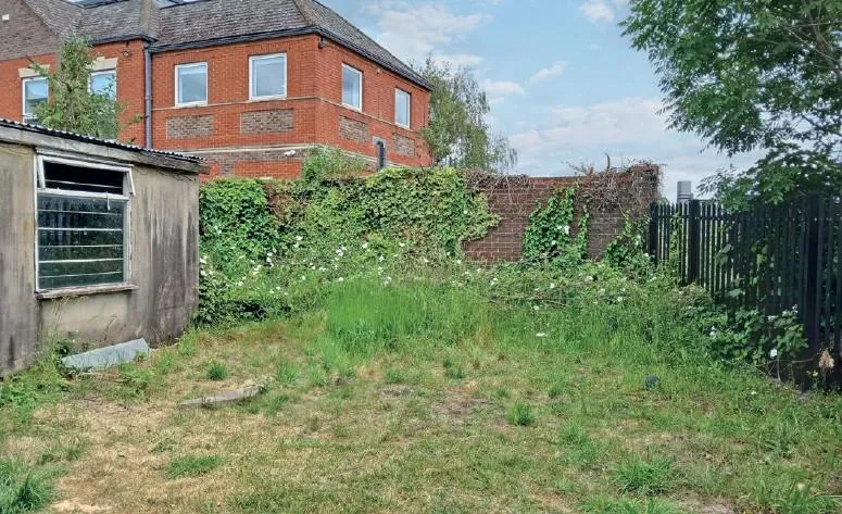 Land rear of 81, Bartholomew Street, NEWBURY, Berkshire, RG14 5EE