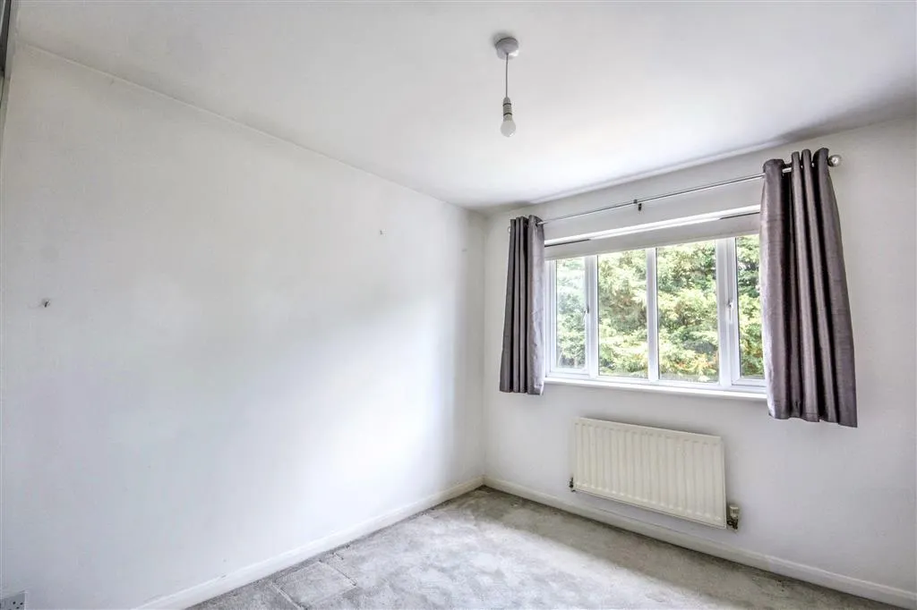 8, Robins Close, ST. ALBANS, Hertfordshire, AL2 1QT