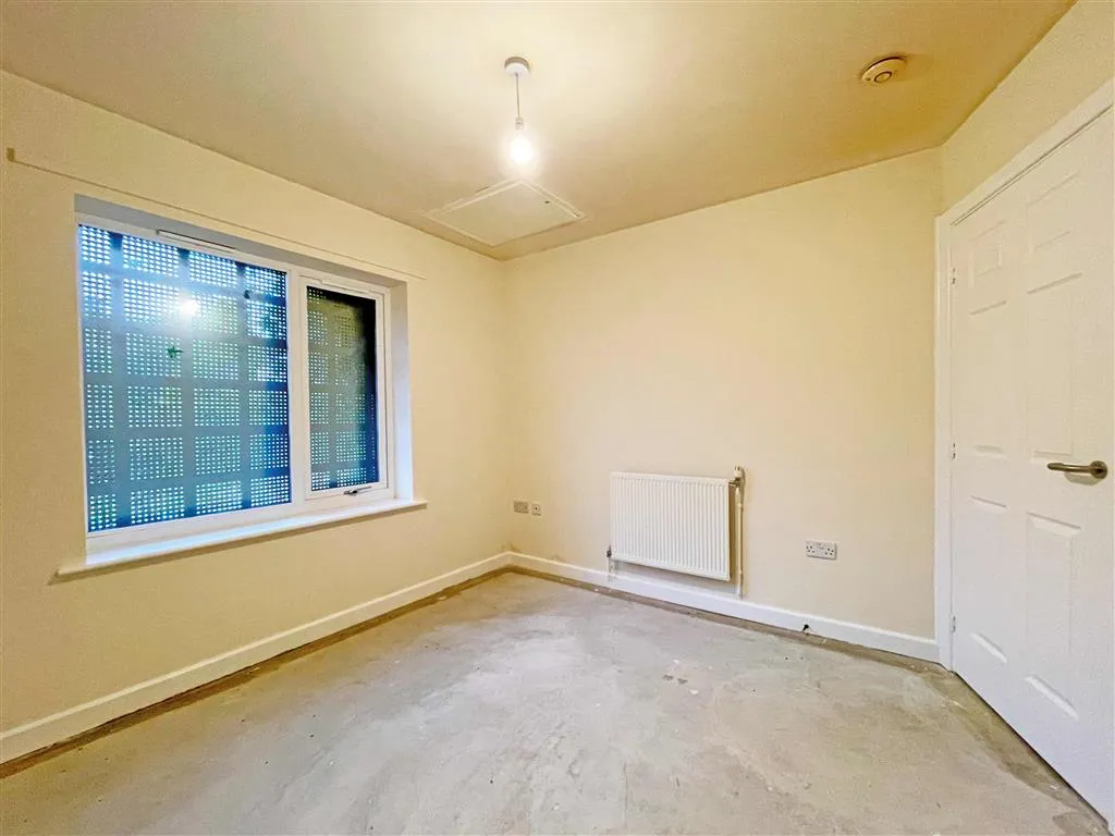 87, Holehouse Road, STOKE-ON-TRENT, Staffordshire, ST2 8EQ