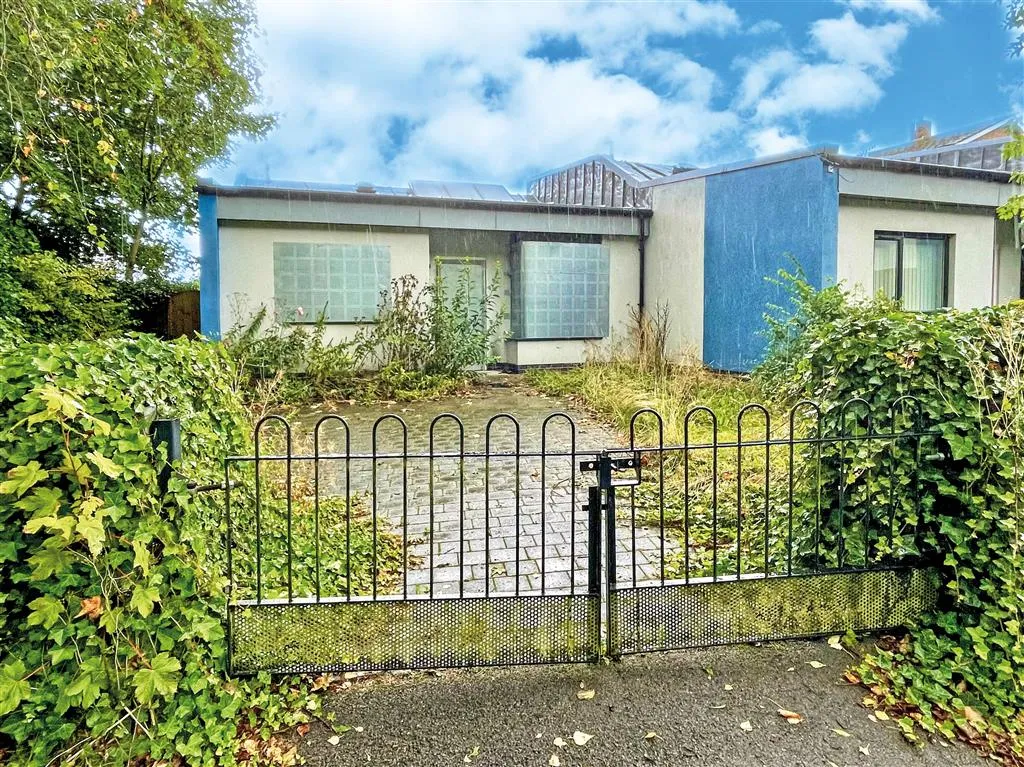 87, Holehouse Road, STOKE-ON-TRENT, Staffordshire, ST2 8EQ