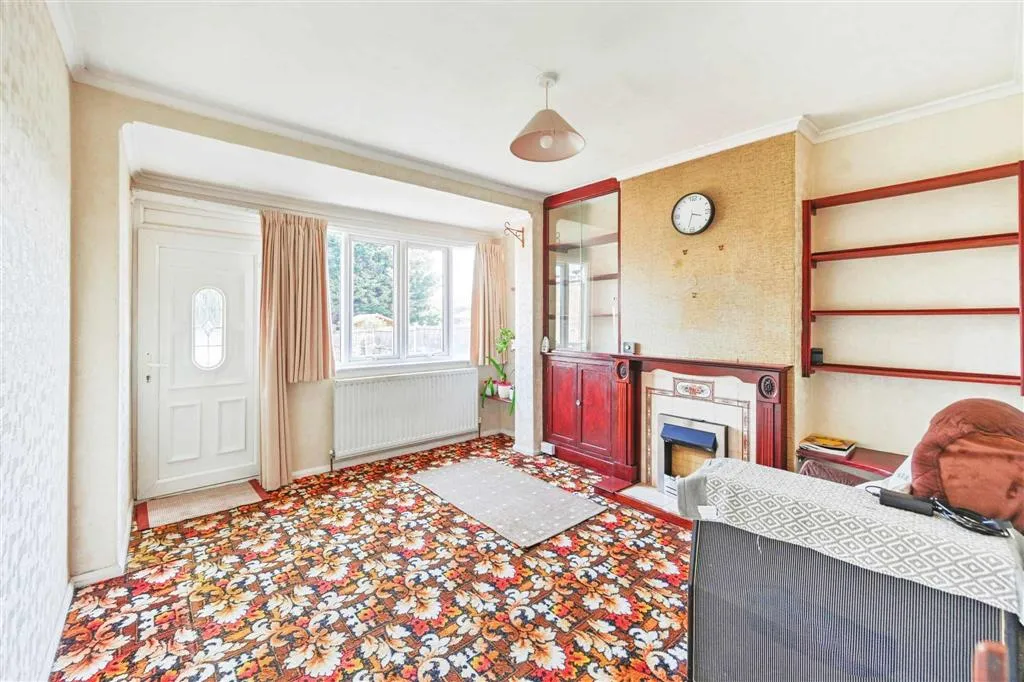 39, Sunnyside Road, UTTOXETER, Staffordshire, ST14 7LU