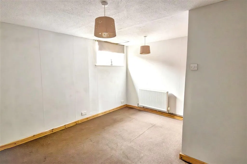 6, Southgate Mews, CIRENCESTER, Gloucestershire, GL7 1HH