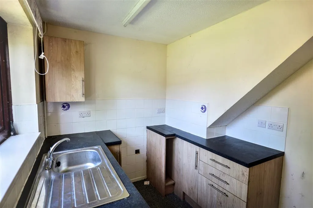 37, Haileybury Gardens, SOUTHAMPTON, Hampshire, SO30 2AN