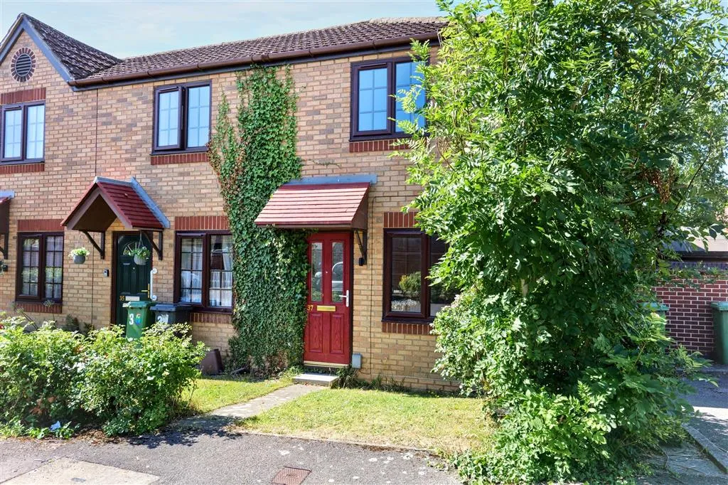37, Haileybury Gardens, SOUTHAMPTON, Hampshire, SO30 2AN