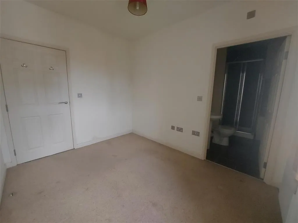 21 Savile Grange Apartments, Free School Lane, HALIFAX, West Yorkshire, HX1 2JH