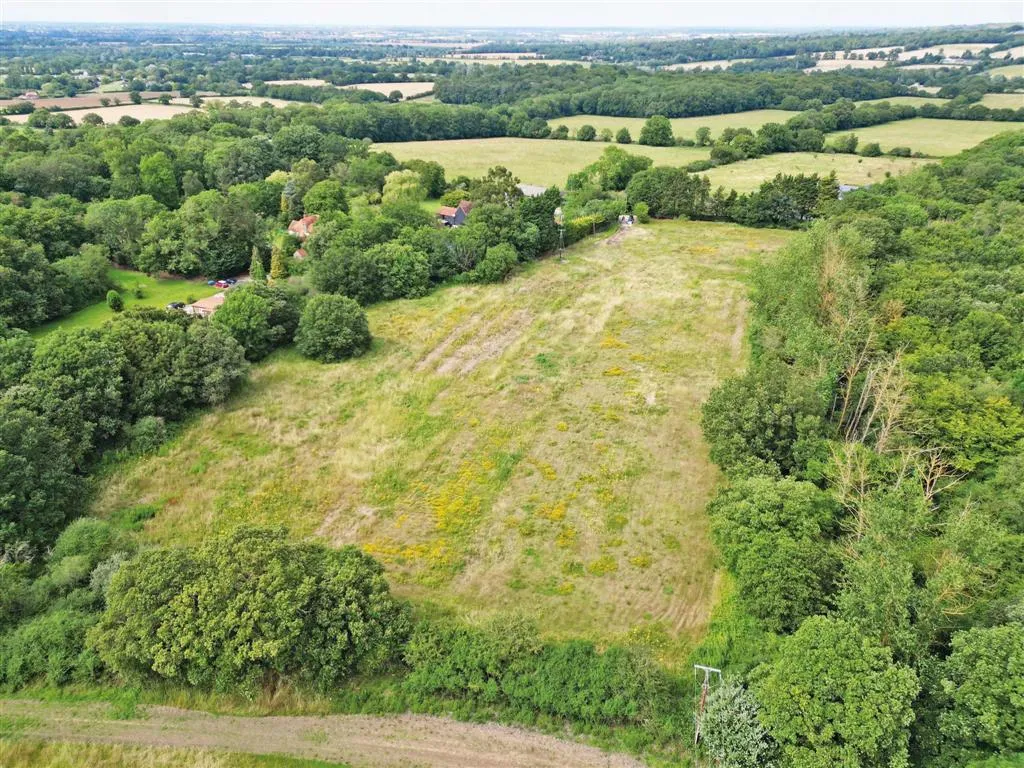 Land at Broad Oaks, Great Gibcracks Chase, SANDON, Chelmsford, CM2 7TG
