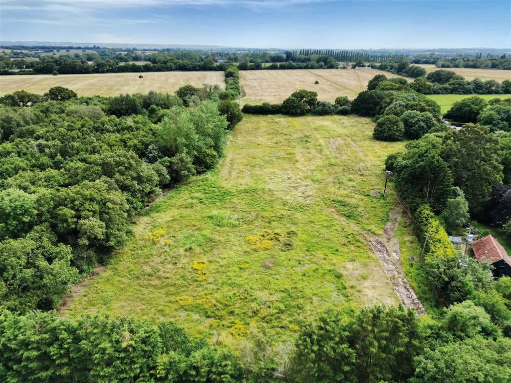 Land at Broad Oaks, Great Gibcracks Chase, SANDON, Chelmsford, CM2 7TG