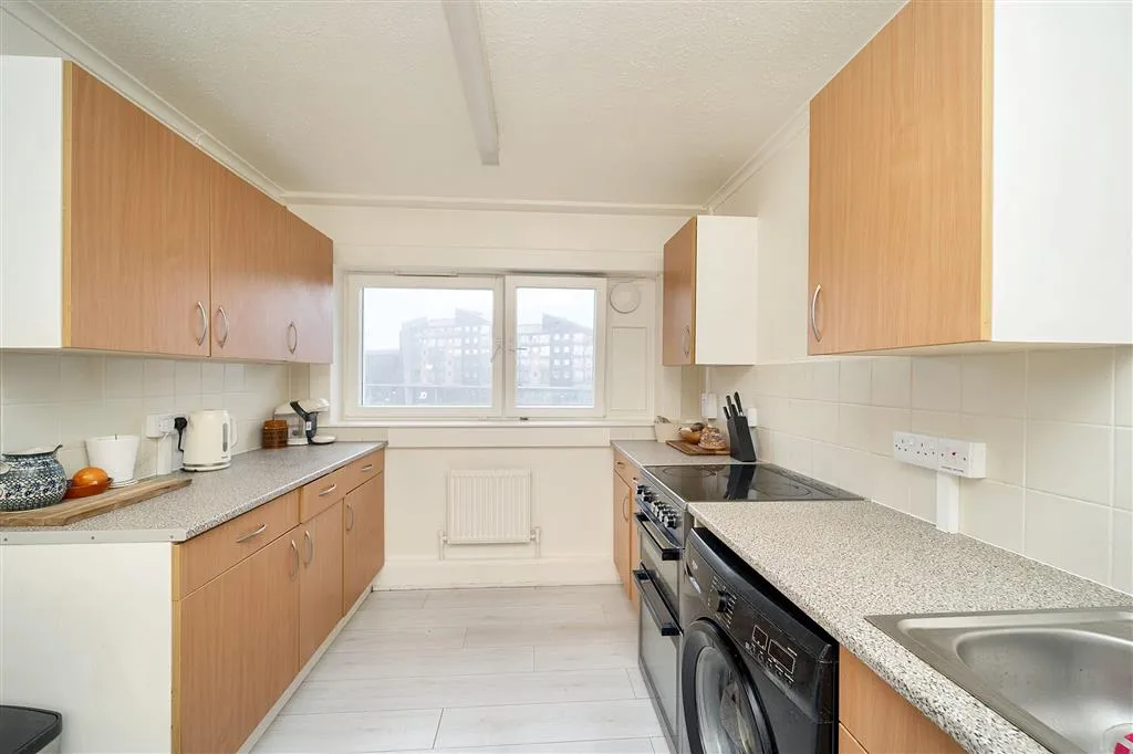 Flat 50, Belvedere House, Lemon Grove, FELTHAM, Middlesex, TW13 4DH