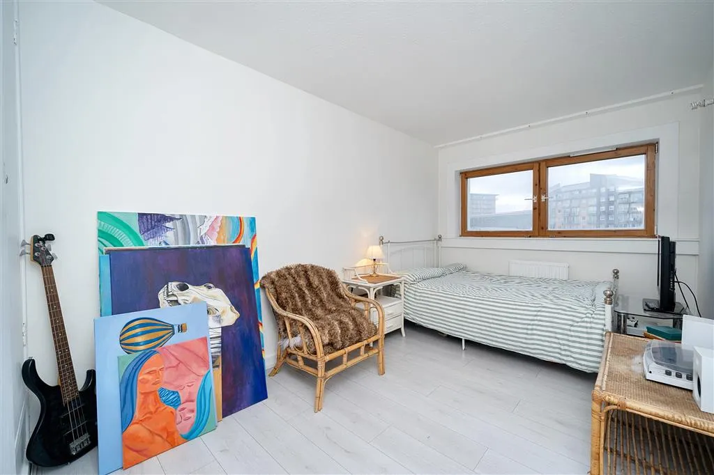 Flat 50, Belvedere House, Lemon Grove, FELTHAM, Middlesex, TW13 4DH