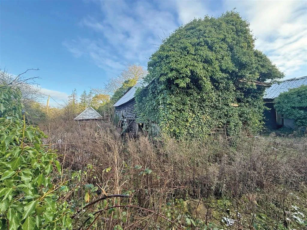 Building 1 with Land, Bonnetts Lane, CRAWLEY, West Sussex, RH11 0NY