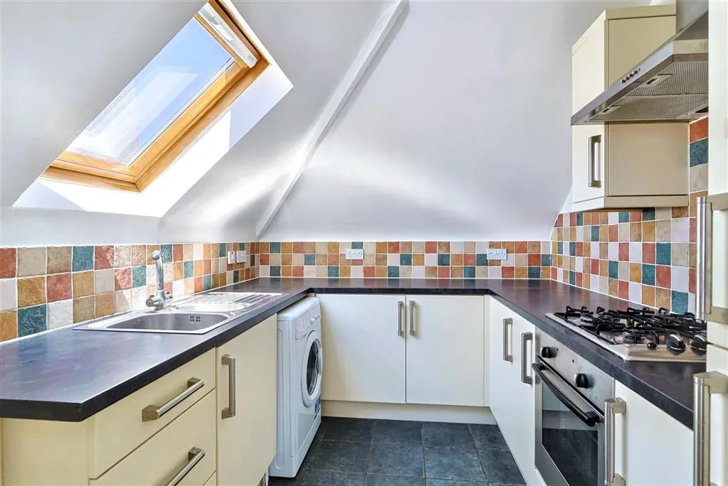 Flat 8, 17, Milton Road, BOURNEMOUTH, Dorset, BH8 8LP