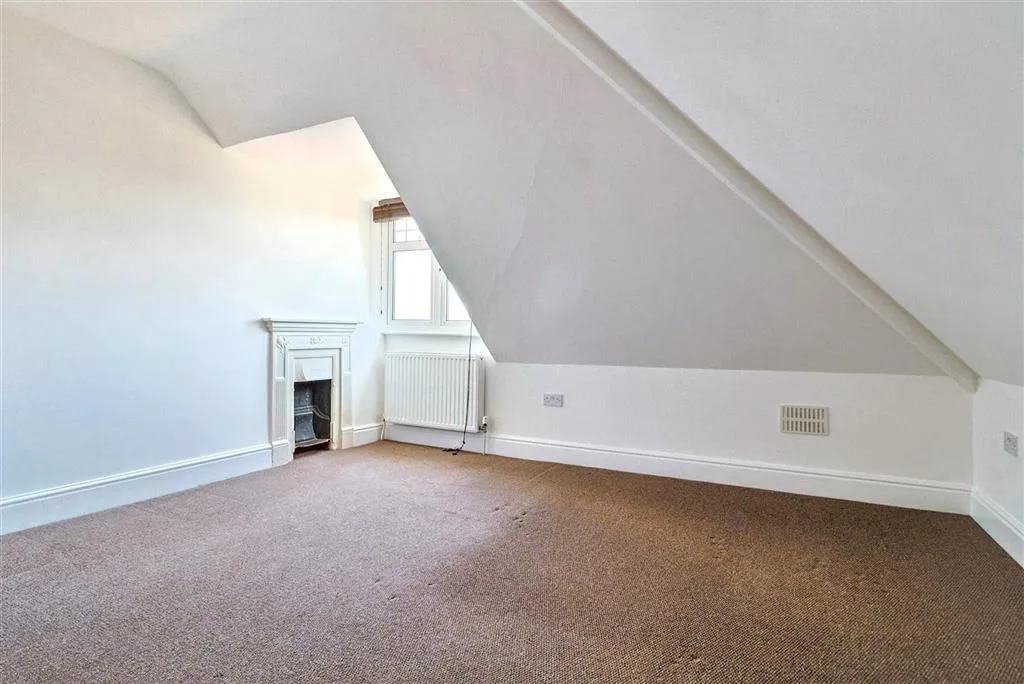 Flat 8, 17, Milton Road, BOURNEMOUTH, Dorset, BH8 8LP