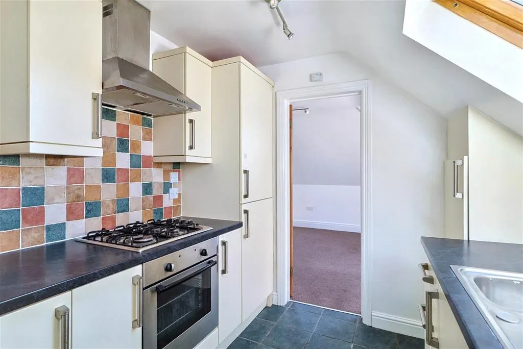 Flat 8, 17, Milton Road, BOURNEMOUTH, Dorset, BH8 8LP